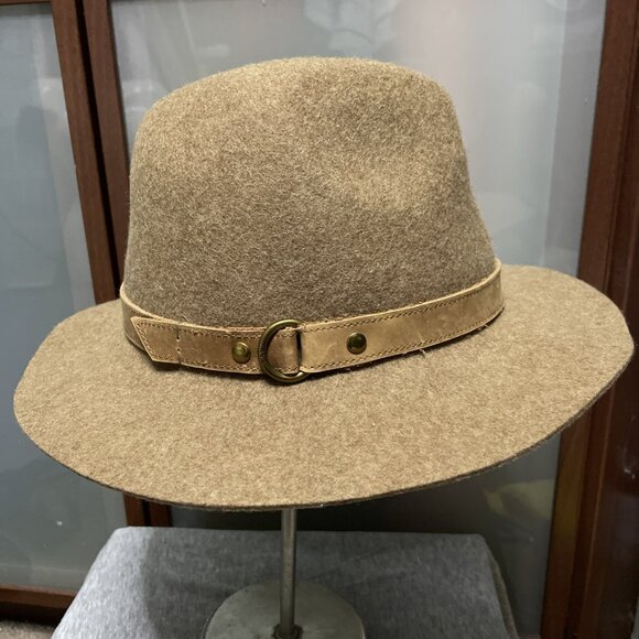 Frye Wool Leather Buckle Trim Felt Tall Crown Fedora Hat in Brown Tumbleweed M/L main image 5